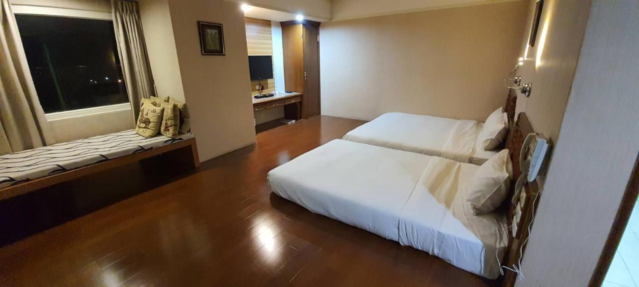Tapeng Bay Holiday Hotel Donggang Luaran gambar