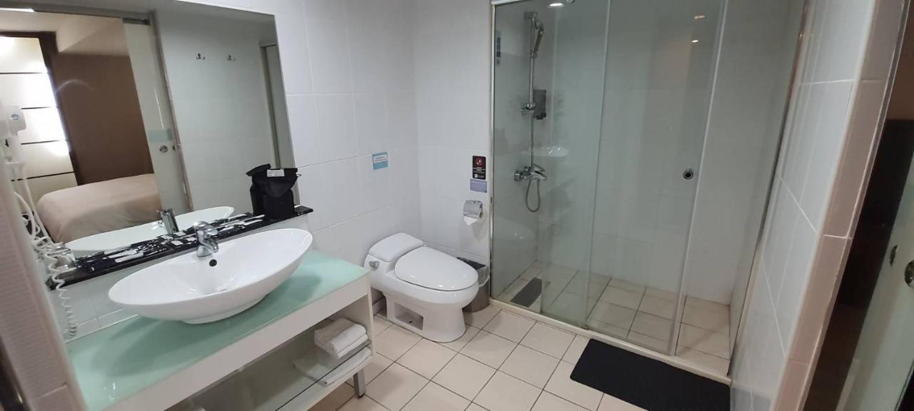 Tapeng Bay Holiday Hotel Donggang Luaran gambar