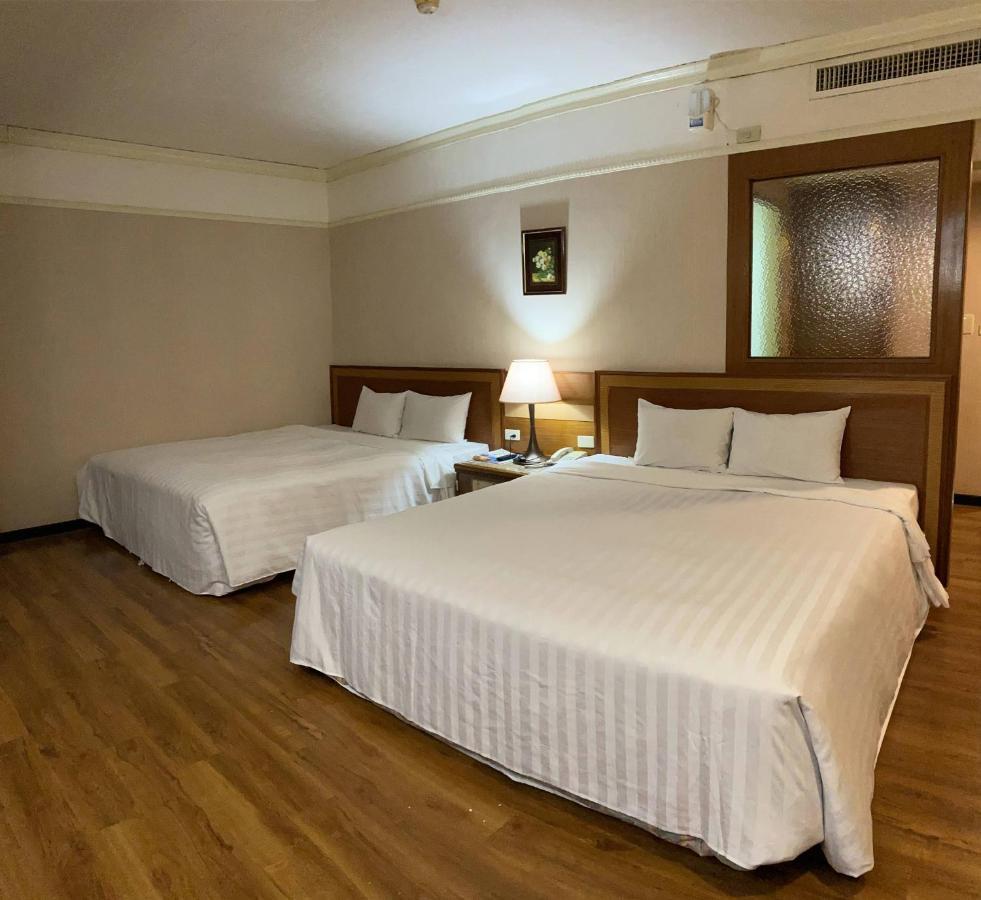 Tapeng Bay Holiday Hotel Donggang Luaran gambar